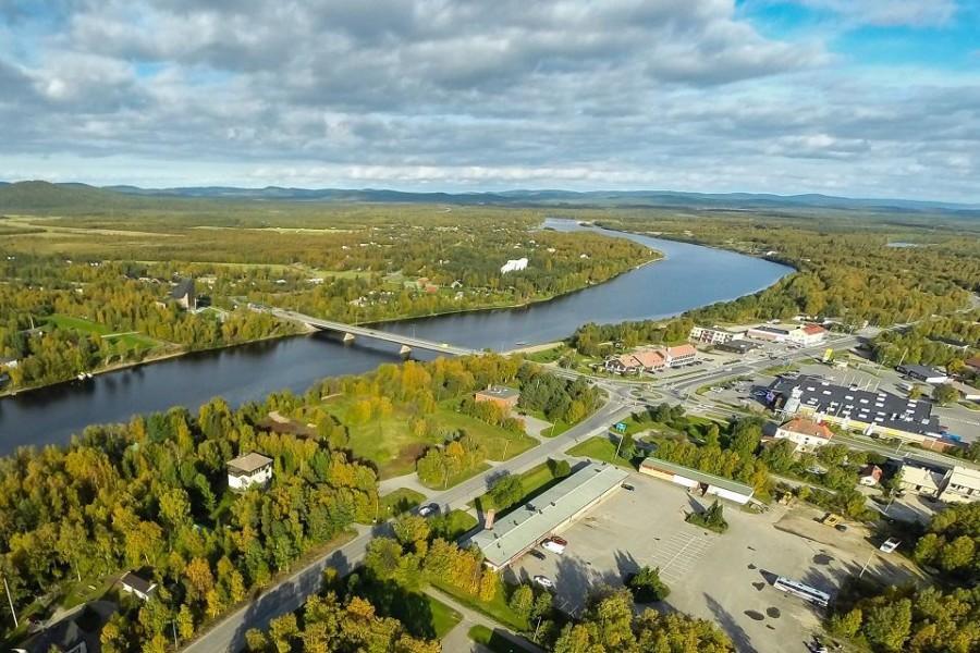 Overview of the Ivalo village center