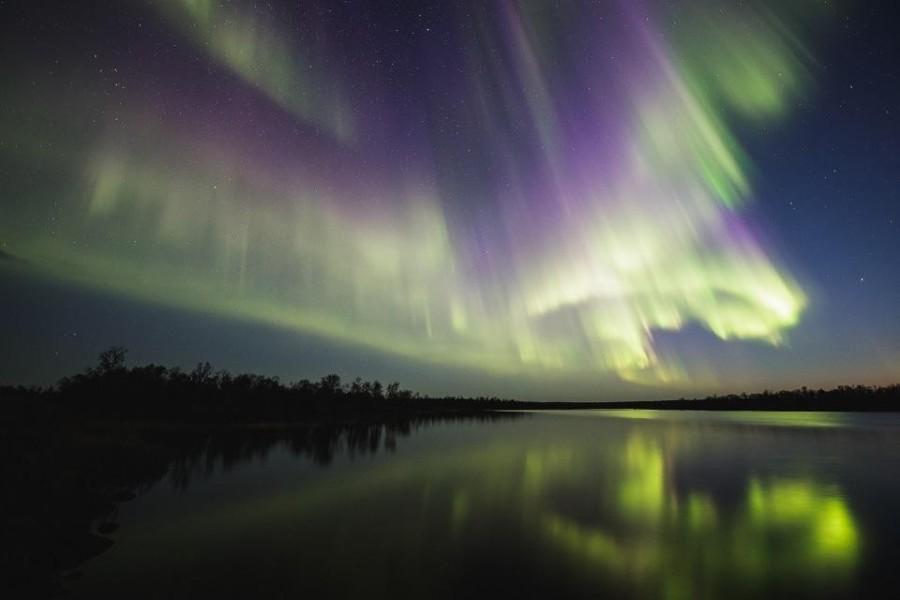 northern lights by Rayann Elzein
